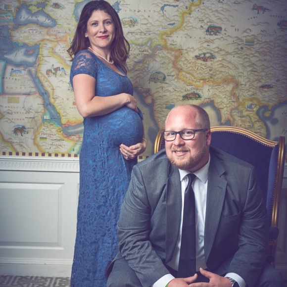 Pink blush maternity formal dress - Picture 4 of 4